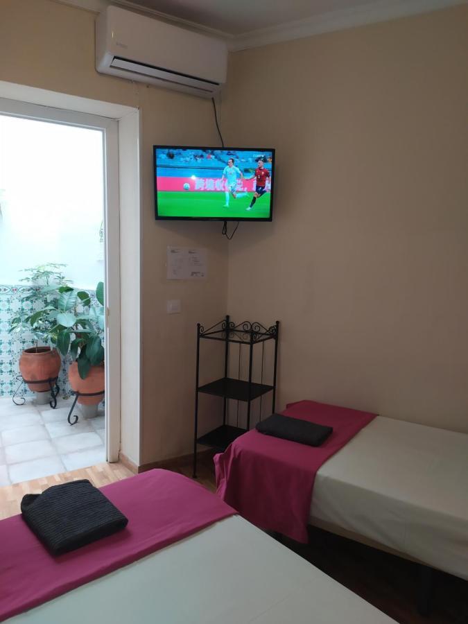 Pension Azahar Séville Extérieur photo