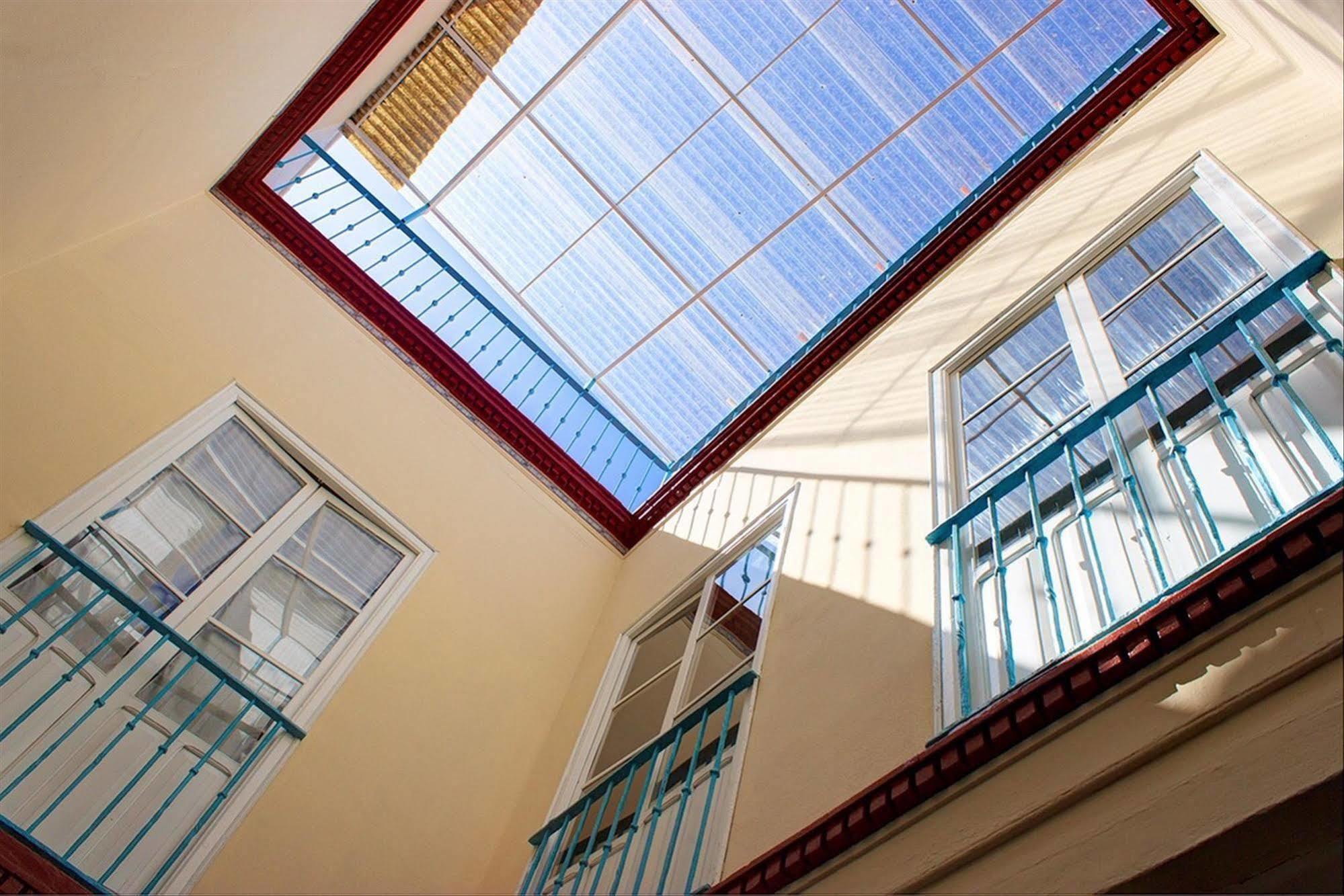 Pension Azahar Séville Extérieur photo